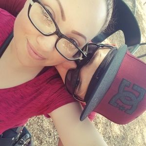 Meet your Posher, Lori